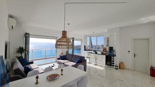 Apartamento Rocknest Sea View Penthouse