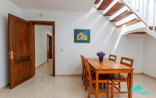 Stunning 3-bed Villa In Playa Blanca
