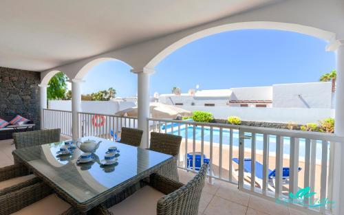 Stunning 3-bed Villa In Playa Blanca