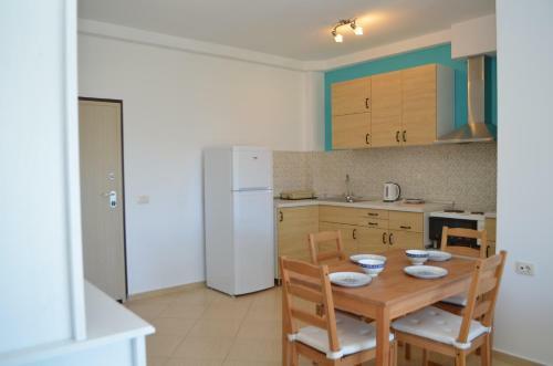 Paul Apartments