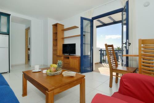 Charming 2-bed Apartment Number 4 In Playa Blanca