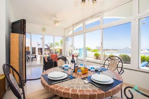 Exclusive 2-bed Villa In Playa Blanca Adults Only