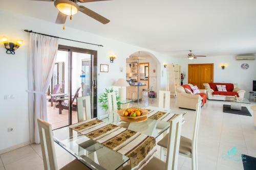 Exclusive 2-bed Villa In Playa Blanca Adults Only