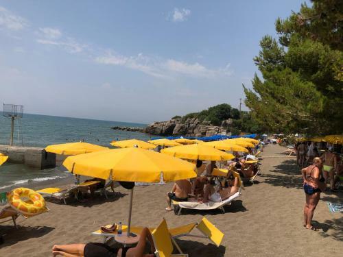 Redi Sea View Apartment