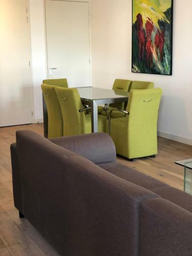 Albergue Bed And Breakfast De Biesbosch - In 't Riet