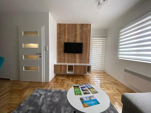 Apartman UNA