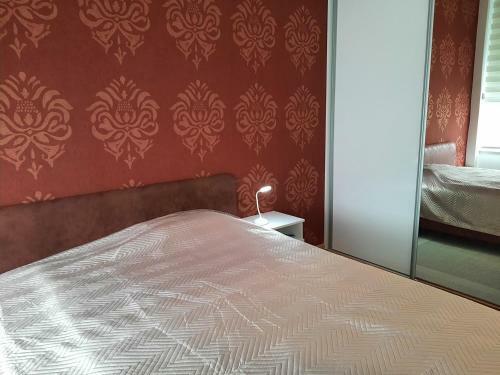 Apartman Holiday Pale Sa Dvije Spavace Sobe