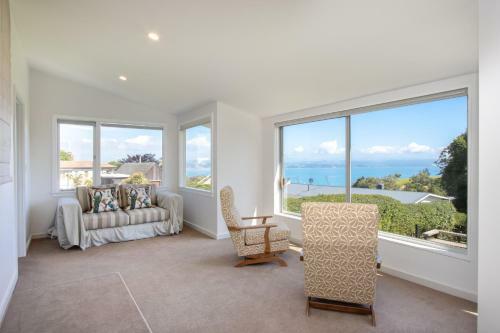 Bluff Hill Beauty - Bluff Hill Holiday Home