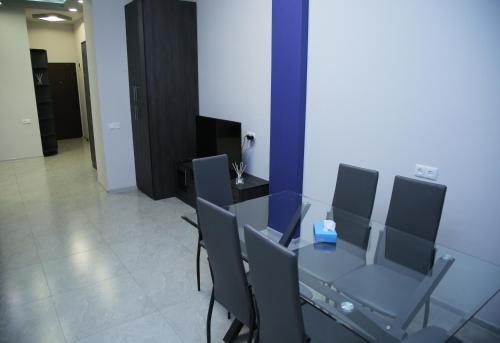 "royal" Apartment #01
