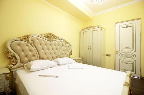 Al Sheikh 5 Bedroom Luxury Apartment 1