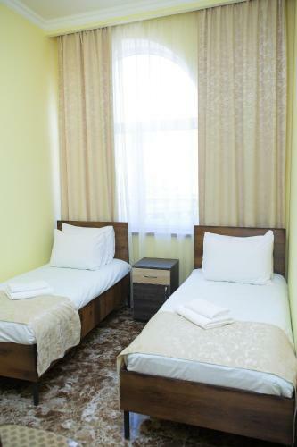 Red Hotel