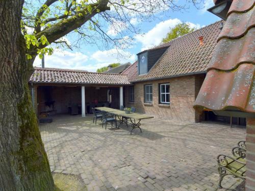 Villa Gorgeous Mansion In Asten Near Forest