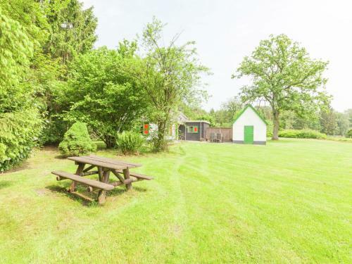 Cozy Holiday Home Near Forest In Baarn