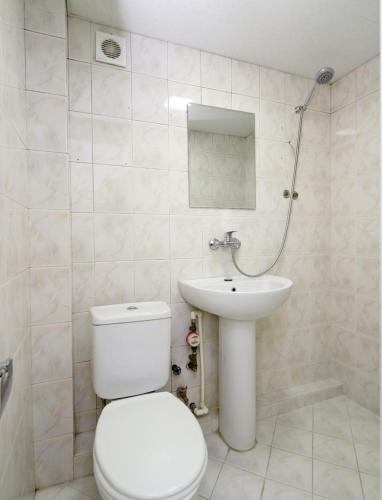 Cheap And Comfortable Apartment Komitas 30