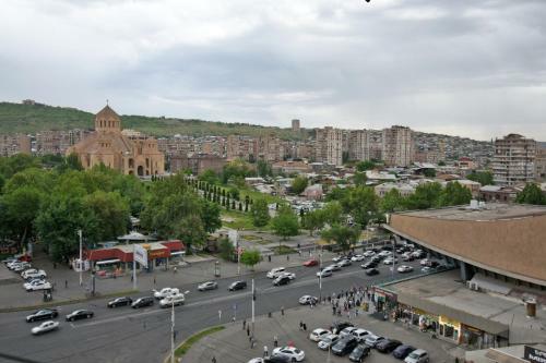 Yerevan Center Apartment By Full House