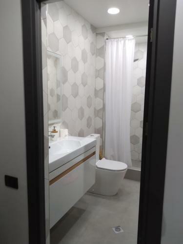 Andranik's City Center Apartment