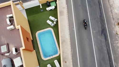 Mariposas Home Pool