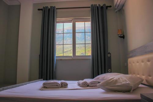 Hotel Veal