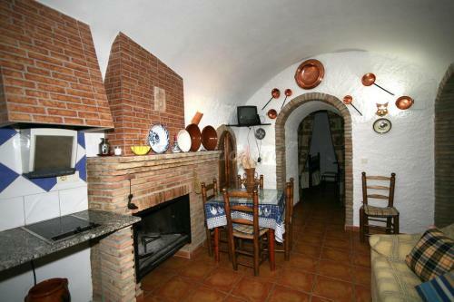 Cuevas De Thor