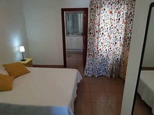 Apartamento C�ntrico, Amplio Y Con Balc�n Cerca Del Mar