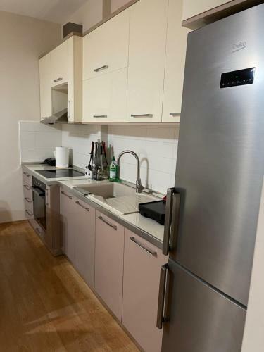Square Inn Tirana In Kava Apartment
