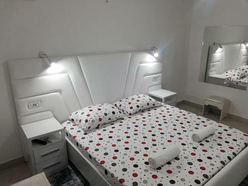Romance Apartments