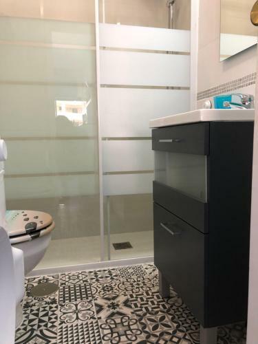 Apartamento Magnificent Studio With A Terrace Overlooking The Sea!