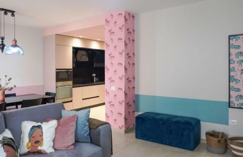 New Bazaar Stylish Apartment In Tirana?s Heart