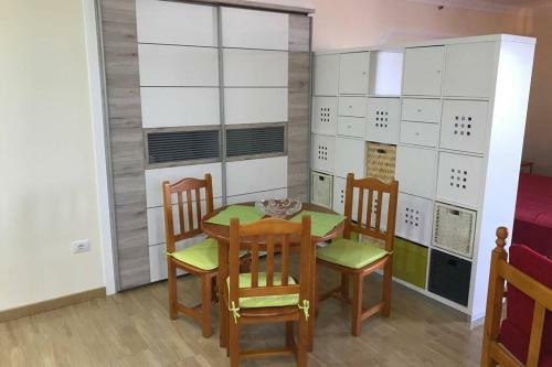 Apartamento Tele-working. Central. Gran Balc�n. Vistas.