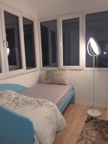 Lake View Apartment 2