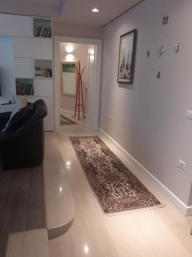 Lake View Apartment 2