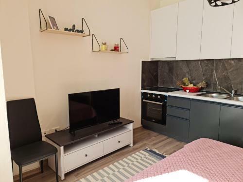 Apartamento Lovely One Bedroom Studio In Tirana