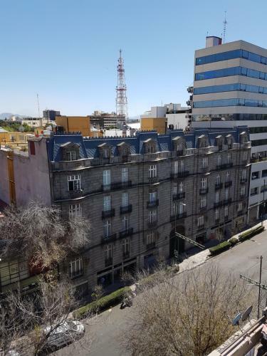 Mexico City Apartment Near Reforma