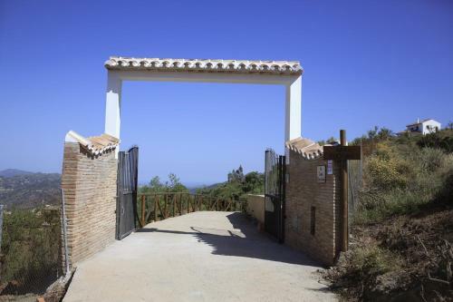 Casa Las Encinas In Beautiful Riogordo !