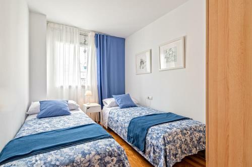 C�lido Apartamento Con Piscina En Barcelona