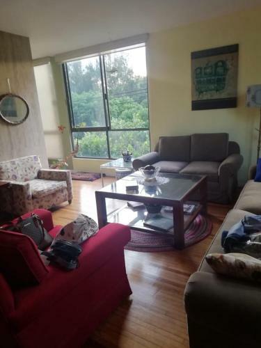 Big,sunny, 2-3 Apartment In Best Location