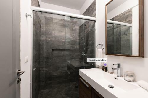 Hip, Modern Tech Condo W Rooftop In La Condesa
