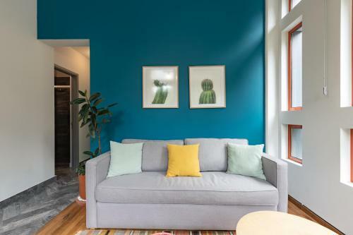Art Deco & Modern Apt With Rooftop In Condesa!