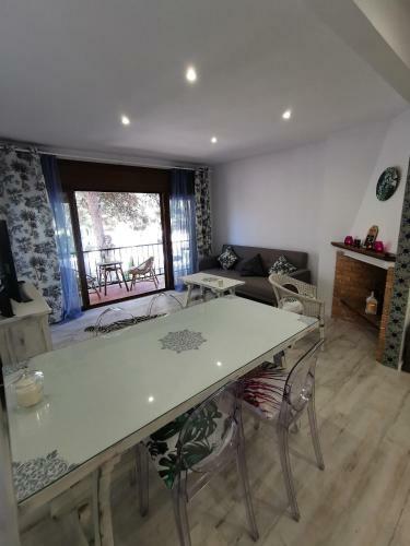 Apartamento Port de Roda de Bara -roc Sant Gaieta