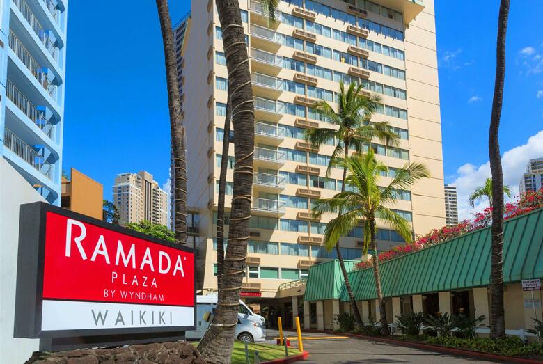 Hotel Holiday Inn Waikiki (.)