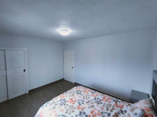 2-bedroom Apartment Centrally Located, Near Us Consulate