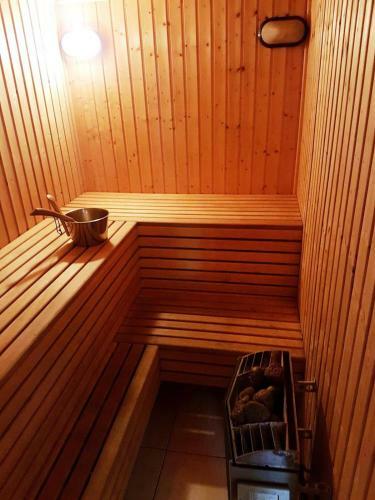 Newly Remodelled Apartment, Pool, Sauna And Gym