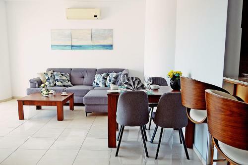 Nicolaides Sea View Apartments