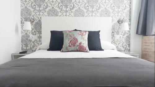 Apartamento Puerta Alameda Suites