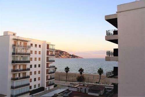Apartamento Con Vista Mar Rosas 5-8