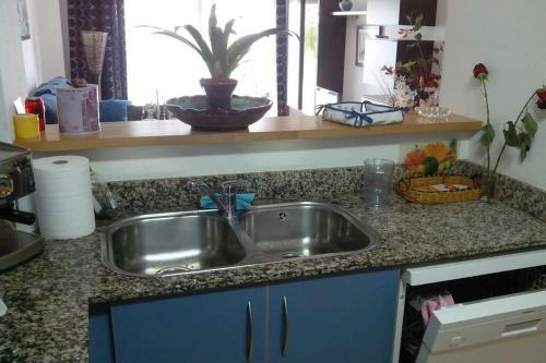 Bonito Apartamento de 3 Hab. Con Jard�n