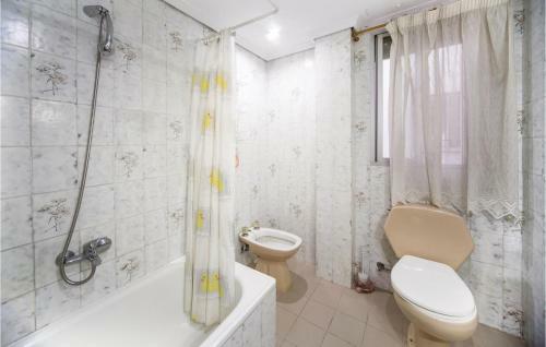 Four-bedroom Apartment In Sagunto