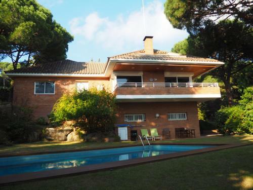 Apartamento Aislado Jard�n Y Piscina