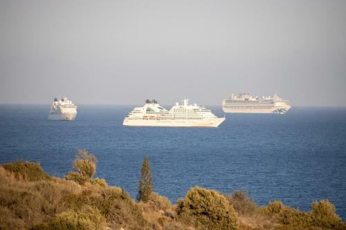 Amathus Luxury Holiday Apartment