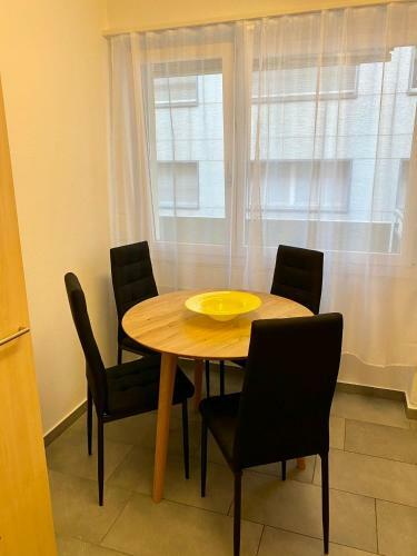 City Center Premium Apartment - Buchs Sg